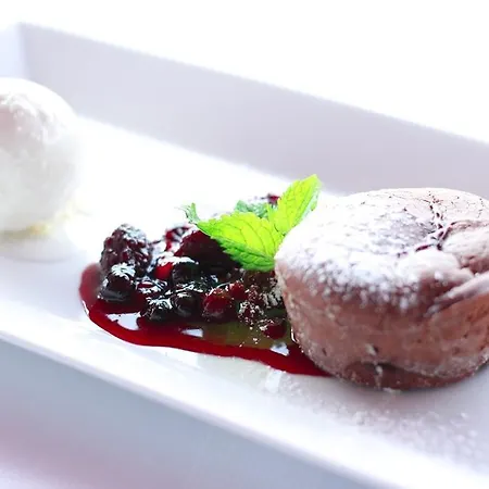 酒店 Empire 特尔纳瓦