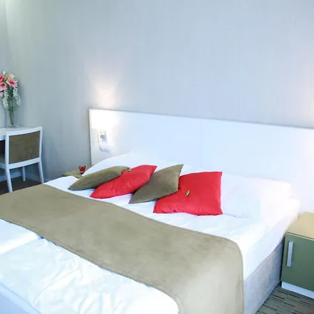 Empire 4* Trnava
