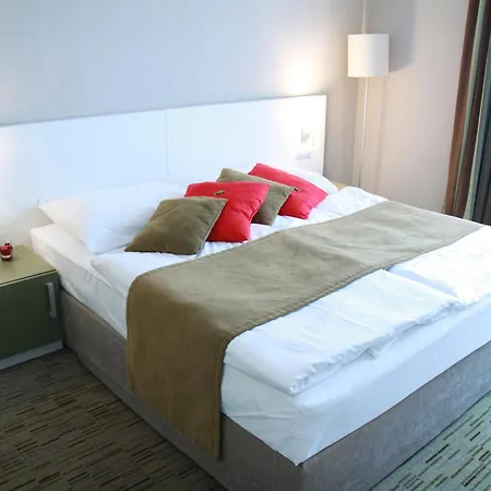 Empire 4* Trnava